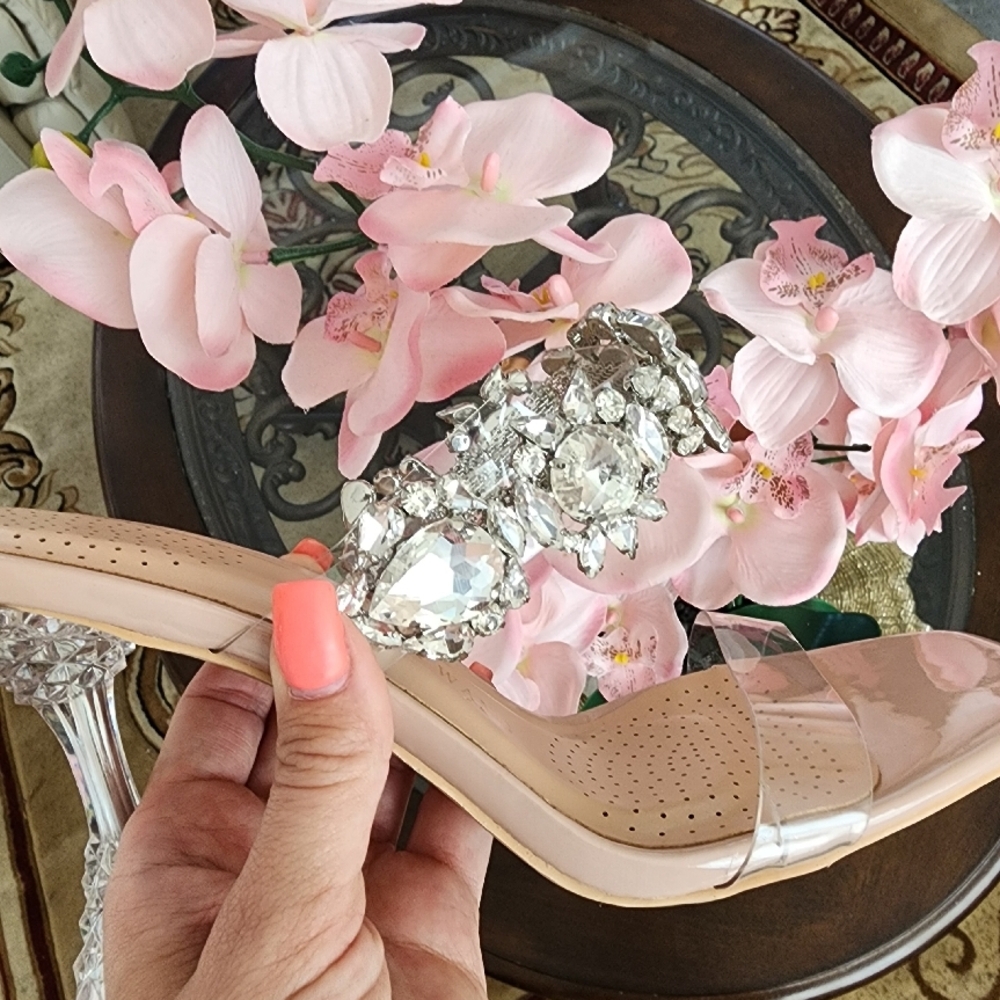 Vera Wang Nude Heels with Crystal Embellishments - Picture 13 of 13